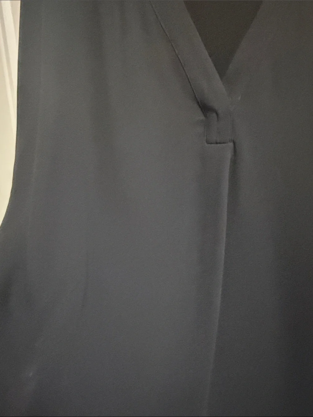 Ann Taylor Black V-Neck Short Sleeve Blouse